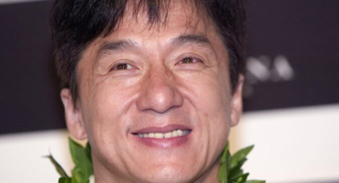 Fotos der Frau von Jackie Chan im Ruhestand haben das Internet in Erstaunen versetzt