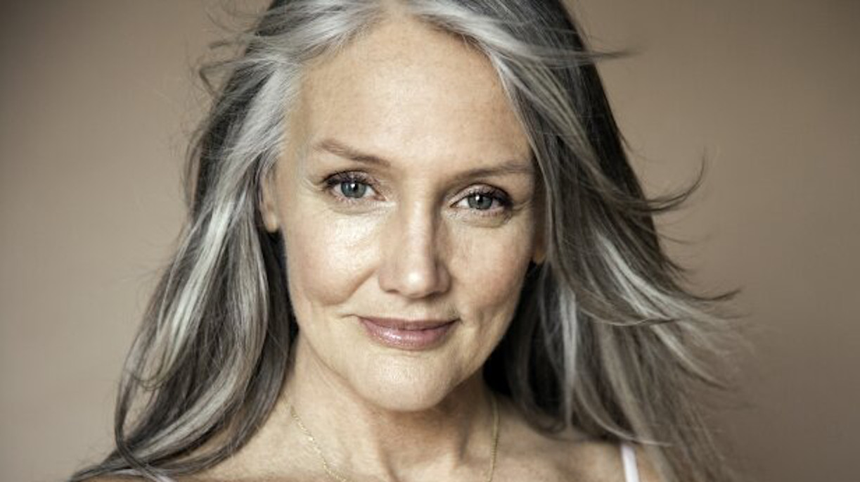 Woran Erkennt Man Das Alter Einer Frau